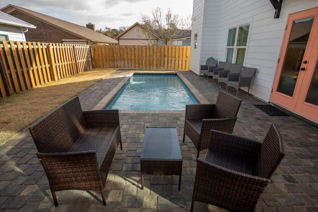 Coral Reef - Brand New Build, Pet Friendly, Private Pool! Sleeps 9! Villa Panama City Beach Exterior photo